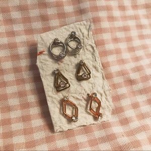 Dainty geometric earring studs